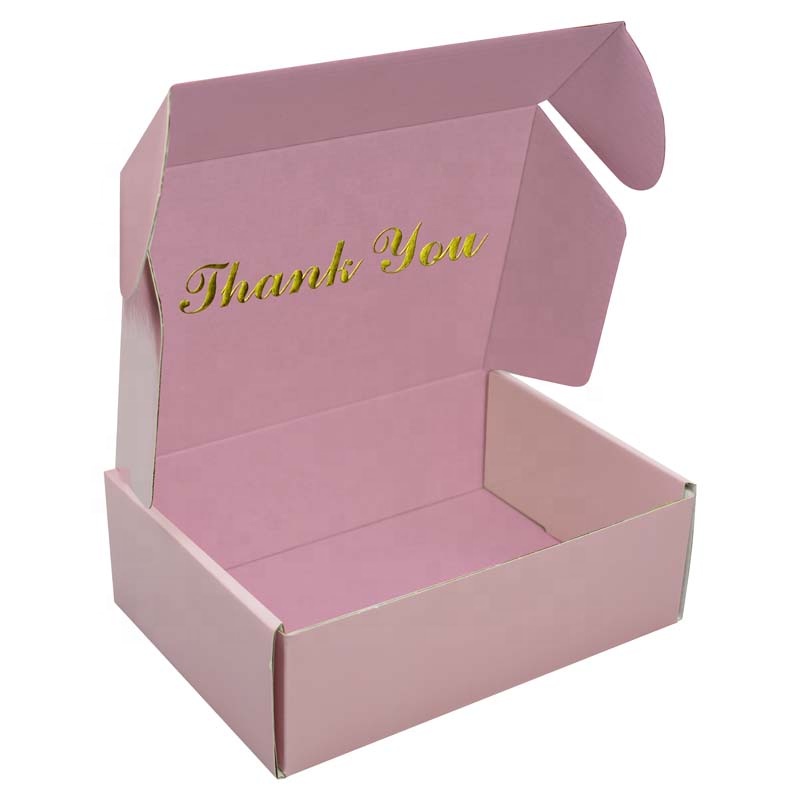 Pink leaf pattern mailer box
